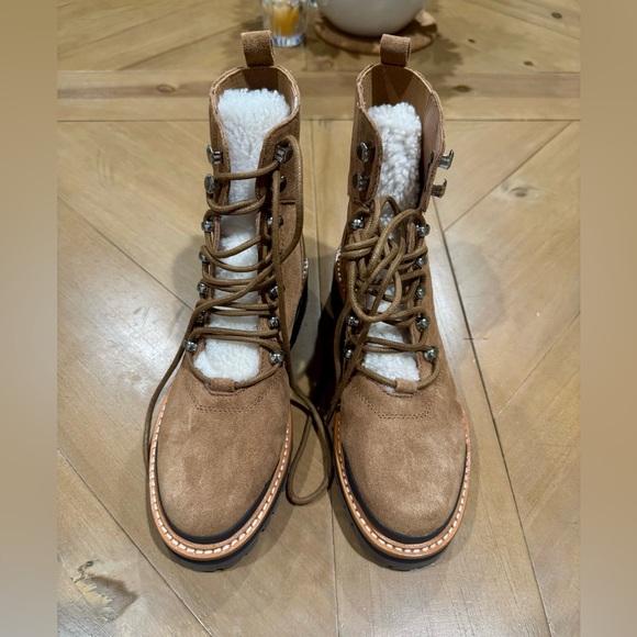 Marc Fisher LTD Izzie Izzie Lugsole Ankle Boots - Picture 6 of 11